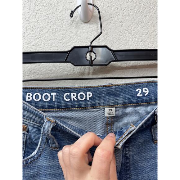 J Crew Jeans Women's Size 29 Medium Wash Distressed Demi Boot Crop Pants - Picture 3 of 4